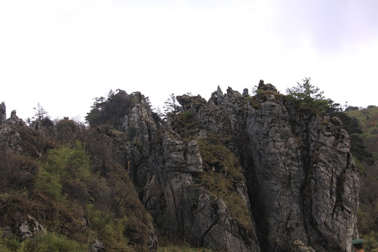 山岩