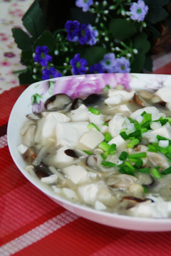 香菇烩豆腐