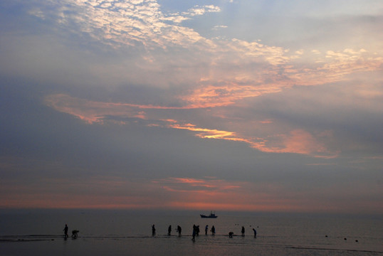 鸽子窝公园日出 赶海拾贝 天空