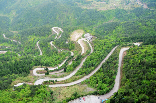 盘山公路