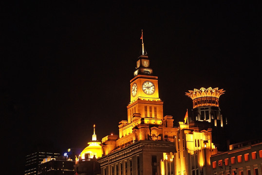 上海外滩欧式钟楼夜景