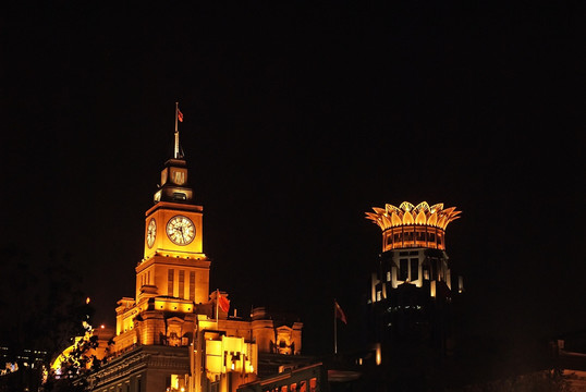 上海外滩海关钟楼夜景