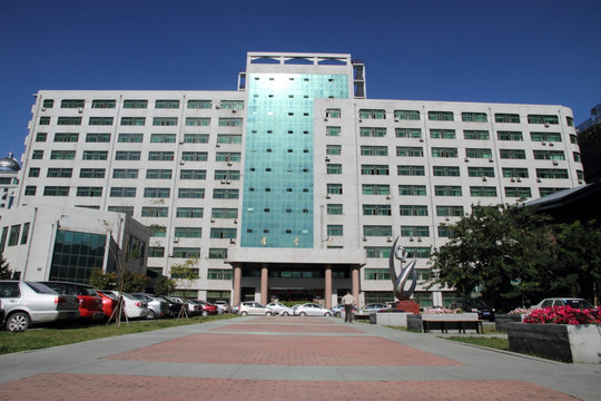 哈尔滨工业大学 理学院