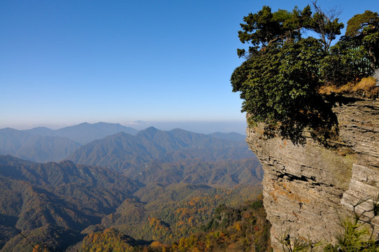 巴中南江香炉山