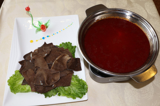烫锅毛肚