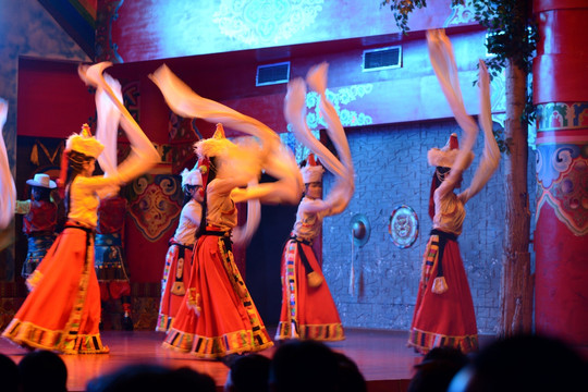 九寨沟藏族歌舞