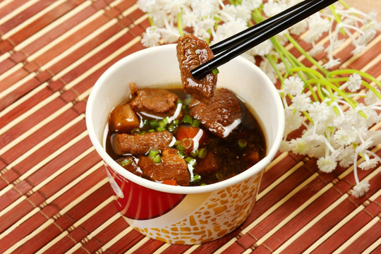 烧牛腩