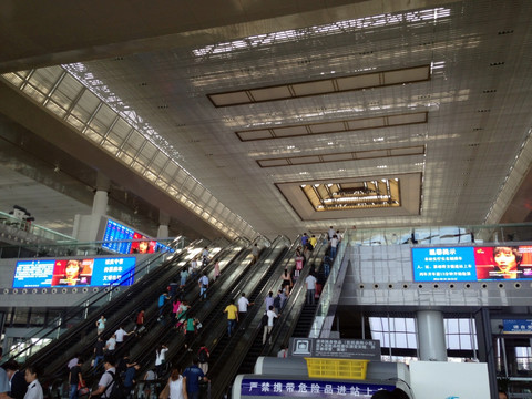 南京火车站 南站 电梯