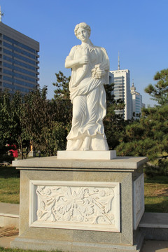 汉白玉石雕 西方人物雕像