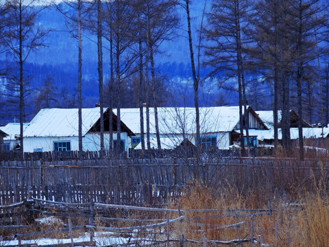 山村人家