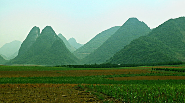 山峦