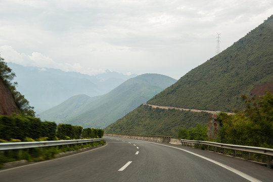 道路