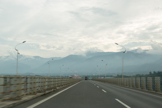 高速公路