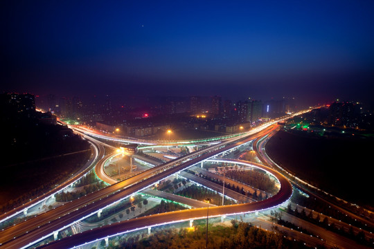 立交桥夜景