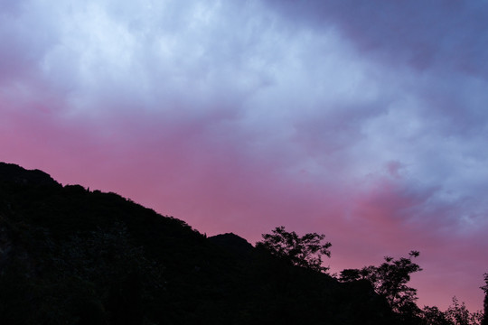 晚霞 红云 山岗