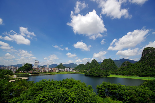 蟠龙天湖
