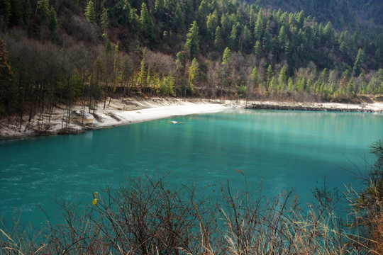 然乌湖