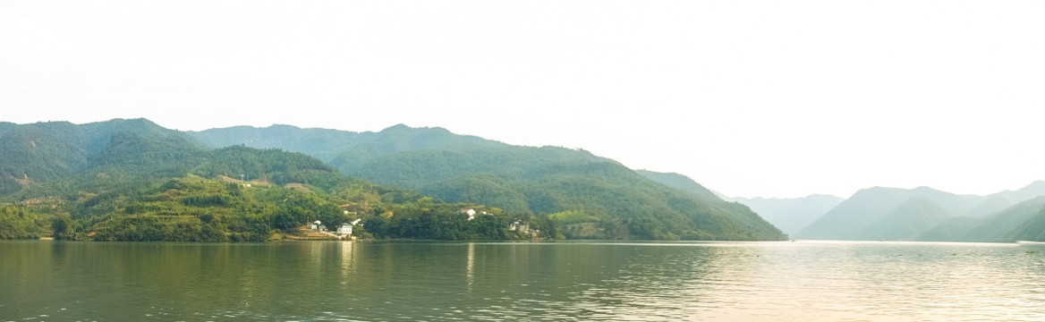 富春江全景