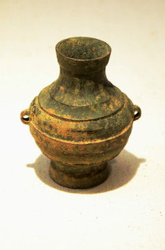 汉代铜壶