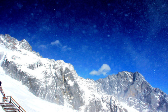 玉龙雪山