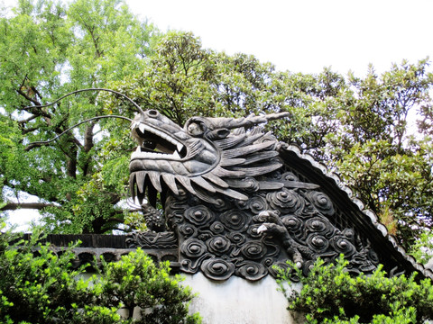 龙头雕塑