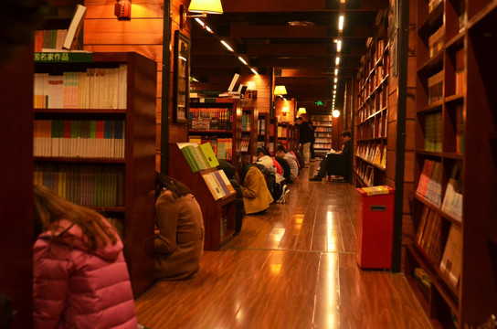 书架 阅览室 图书馆