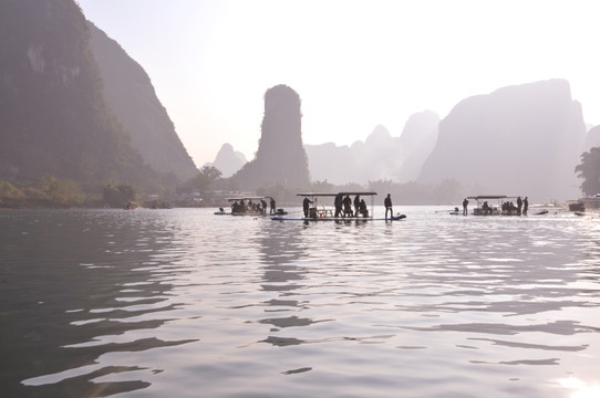 漓江水山