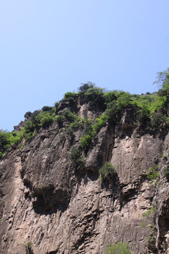 峡谷石岩