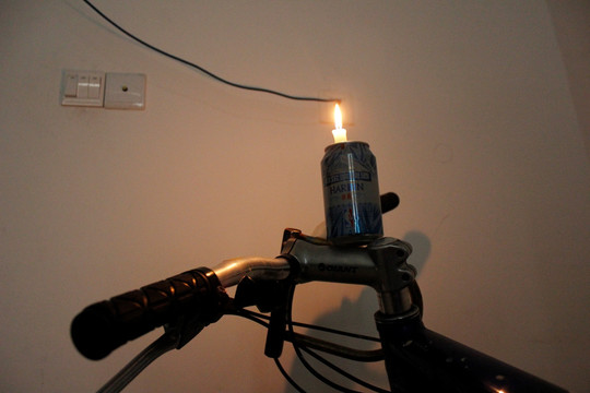 蜡烛与自行车