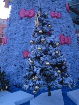 圣诞树 蝴蝶结  雪树 树造型
