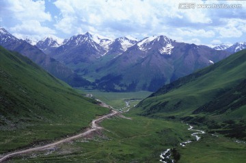 天山风光 独库公路 牧场 牧区