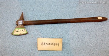 工人纠察队使用的月牙斧