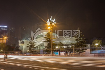 四川省体育馆夜景