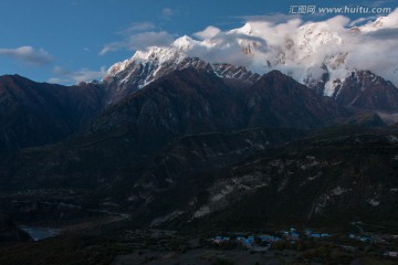 南迦巴瓦峰夜色 雪山