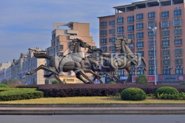 雕塑 马 铜马 三匹马