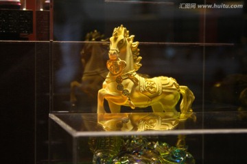 金饰