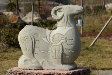 茂县羌族羊雕塑