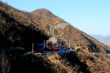 独阜岭高山漂流