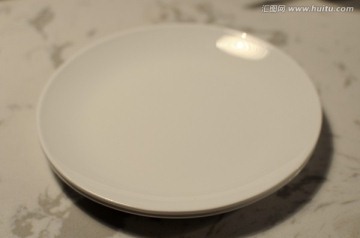 白色圆盘 瓷盘