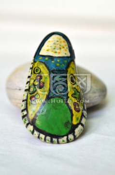 鹅卵石创意石头画鞋子