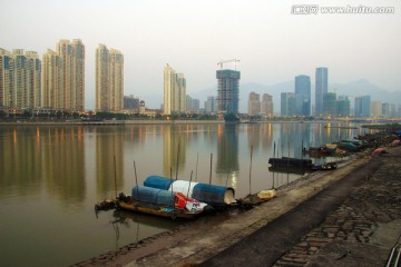 黄昏江景