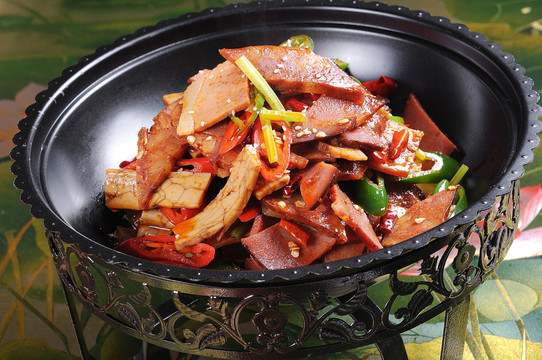 干锅腊肉