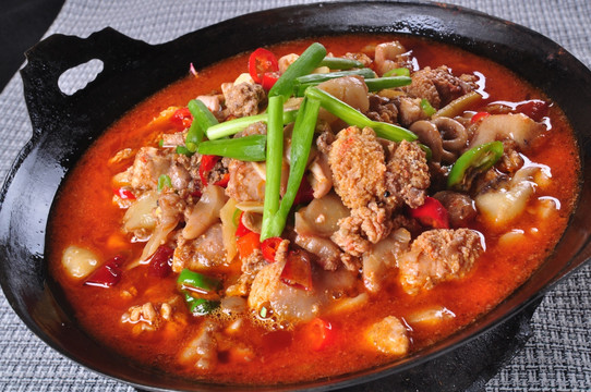 干锅鱼杂