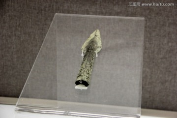 蝉纹矛