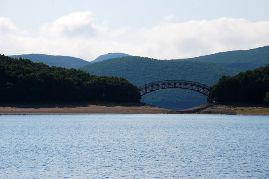 毛公山 山脉 远山 镜泊湖