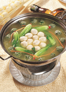 酸汤香茜鱼丸