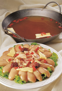 锅仔培元鸡腰