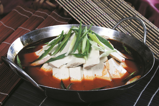 锅仔家常豆腐