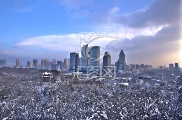 雪后的乌鲁木齐