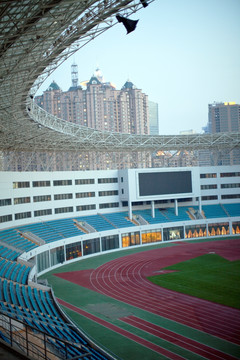 上海 源深体育中心